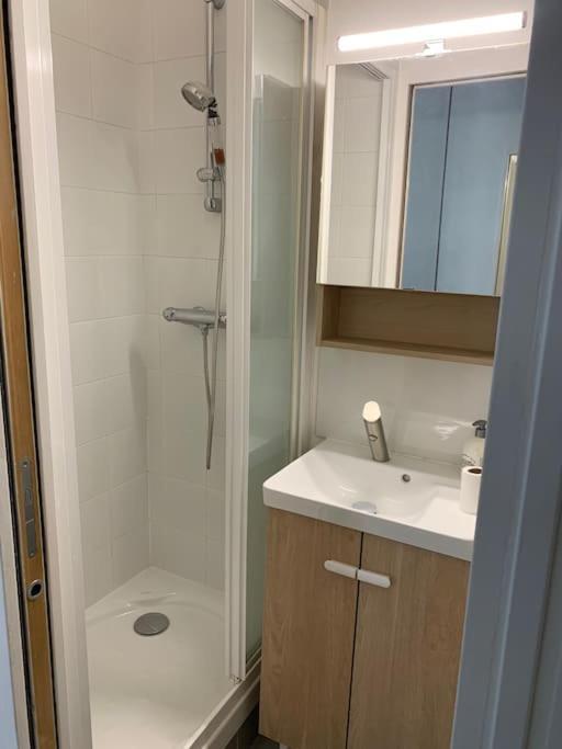 2 Pieces Boulogne Nord Appartement Buitenkant foto